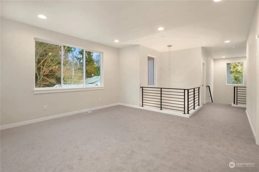 Property photo for 18725 80th Avenue Ne #3, Kenmore photo 13