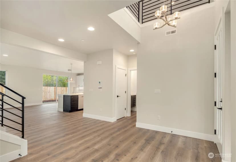 Property photo for 18725 80th Avenue Ne #3, Kenmore photo 15