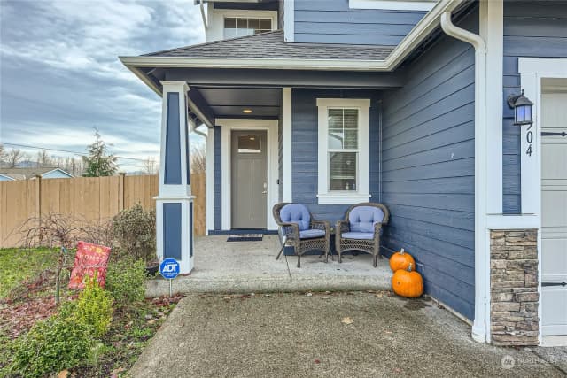 Property photo for 504 Cope Street Sw, Orting photo 3