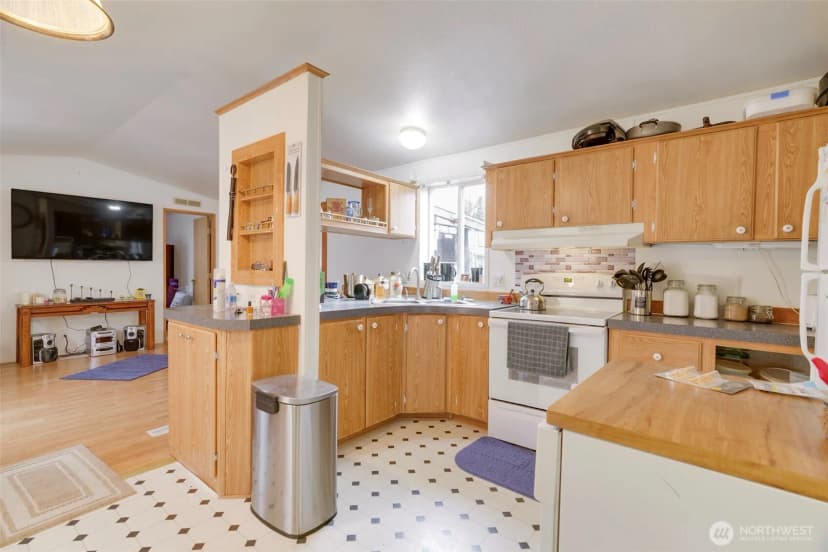 Property photo for 24502 V Lane, Ocean Park photo 18