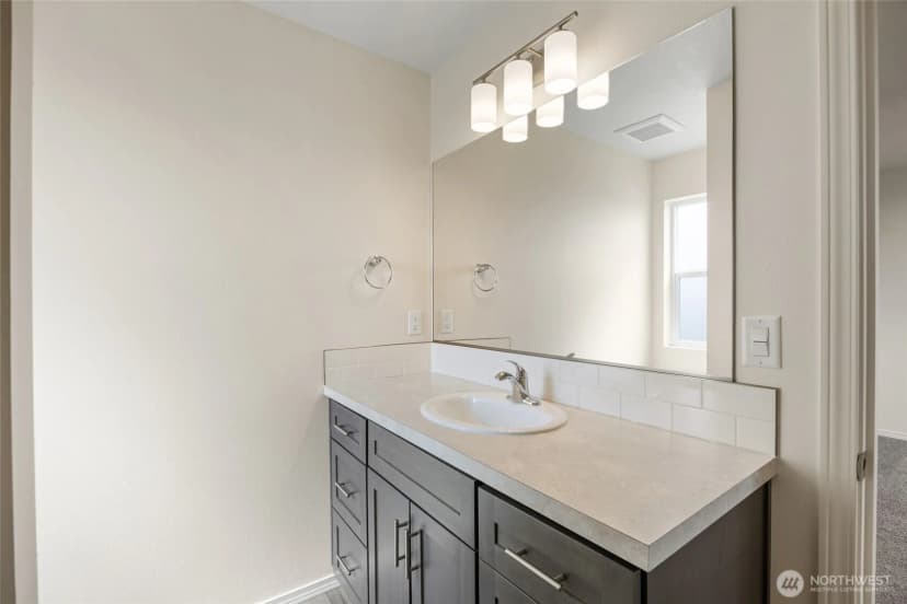 Property photo for 208 Rattray Drive, Mattawa photo 28