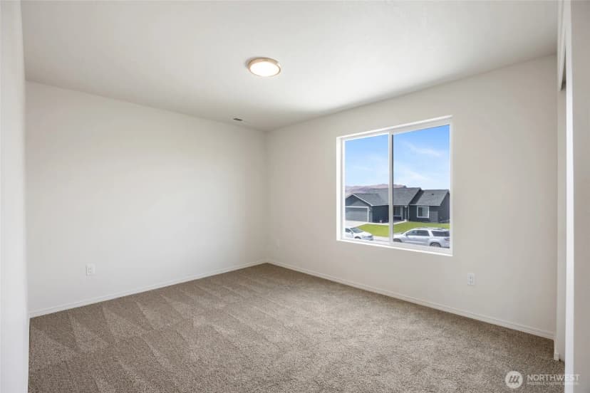 Property photo for 208 Rattray Drive, Mattawa photo 29