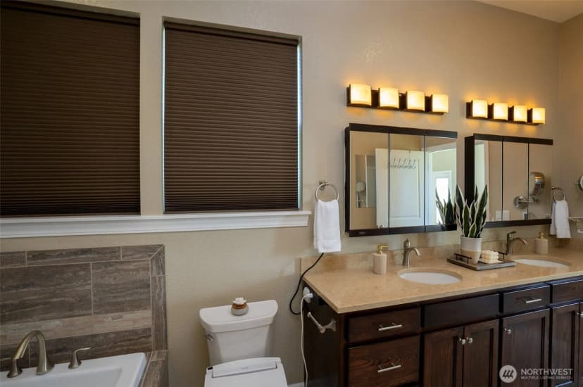 Property photo for 43 Triopha Lane, Sequim photo 16