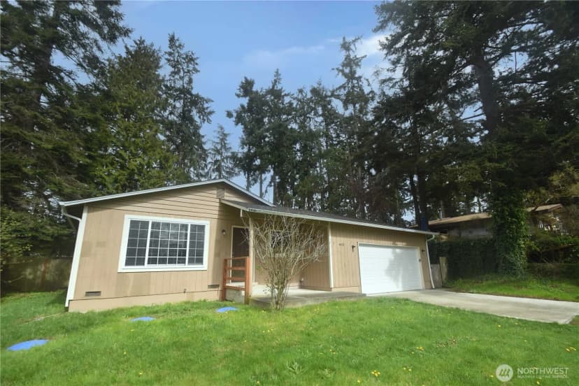 Property photo for 600 Salal Street, Oak Harbor photo 21