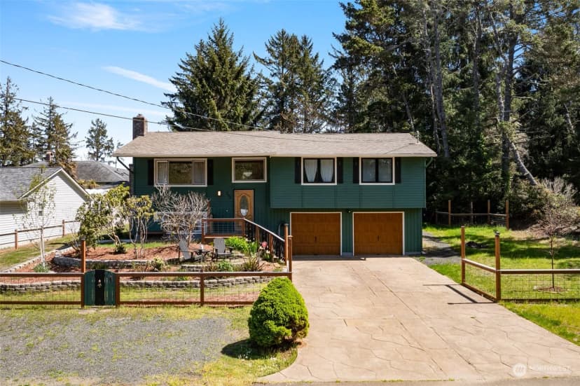 Property photo for 902 N Baker Street, Westport