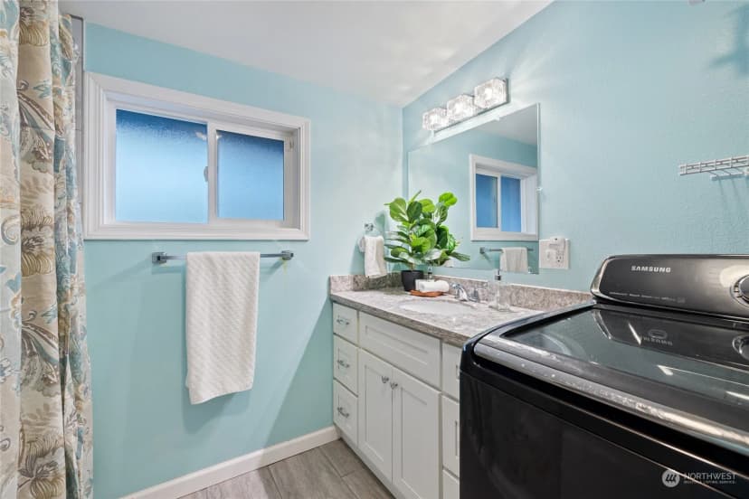 Property photo for 1305 Sw 310th Street, Federal Way photo 17