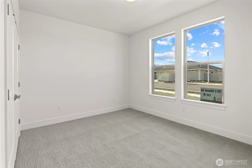 Property photo for 201 E Chinook Road, Ellensburg photo 9