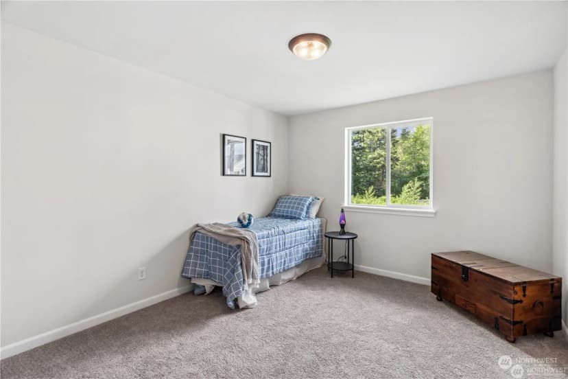 Property photo for 1422 60th Avenue Ne, Tacoma photo 27