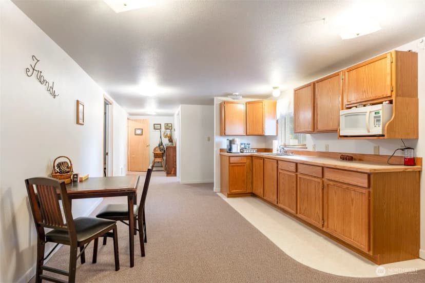Property photo for 1304 145th Place, Long Beach photo 30