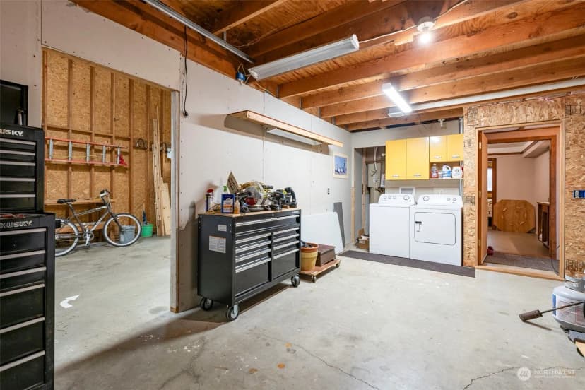 Property photo for 1304 145th Place, Long Beach photo 24