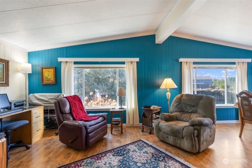 Property photo for 1304 145th Place, Long Beach photo 5
