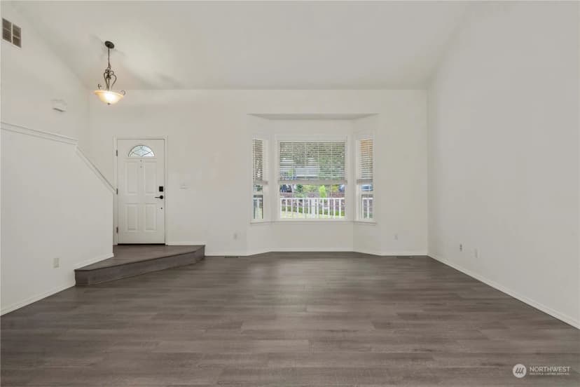Property photo for 315 San Mar Drive Ne, Olympia photo 7