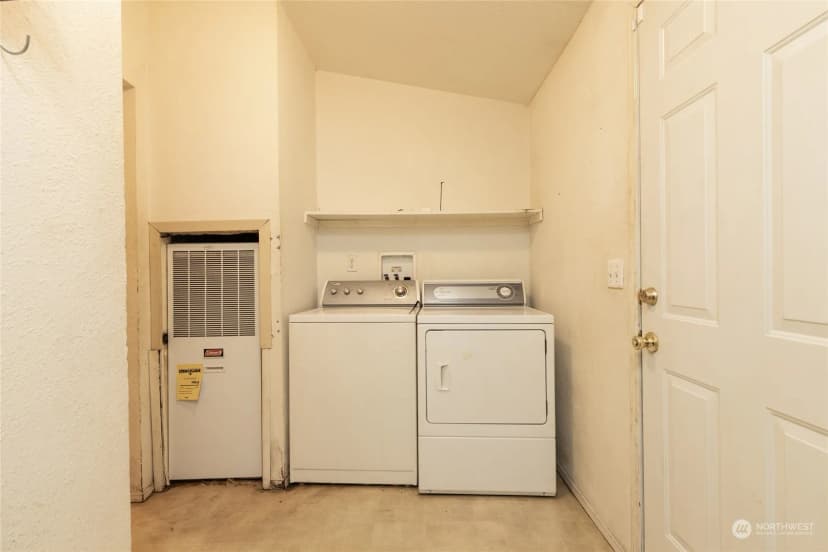 Property photo for 126 Lincoln Avenue, Electric City photo 34
