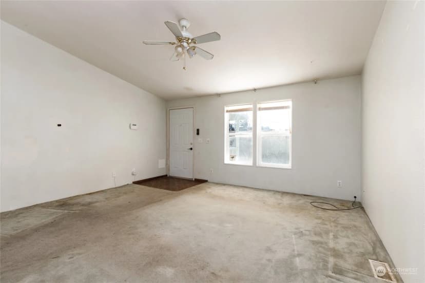 Property photo for 126 Lincoln Avenue, Electric City photo 16