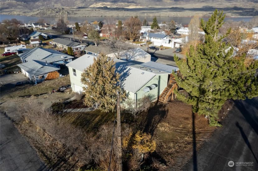 Property photo for 126 Lincoln Avenue, Electric City photo 5