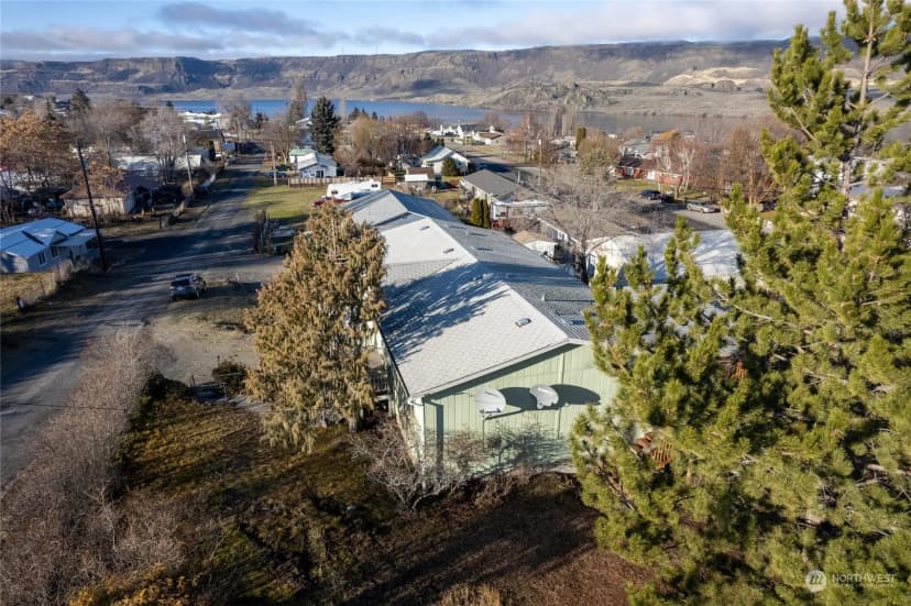 Property photo for 126 Lincoln Avenue, Electric City photo 4