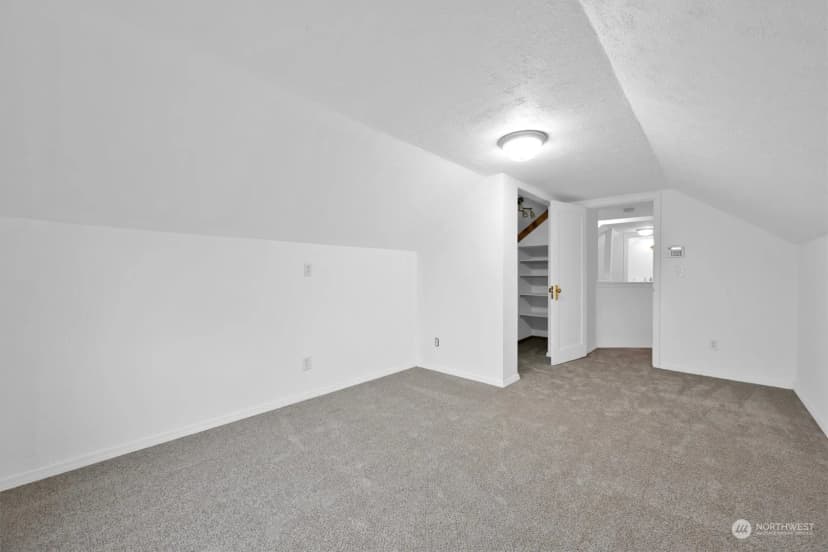 Property photo for 1706 E Pioneer Way, Puyallup photo 24