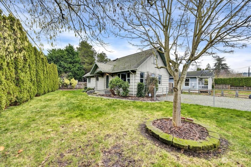 Property photo for 1706 E Pioneer Way, Puyallup photo 27