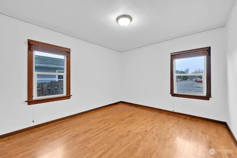 Property photo for 1706 E Pioneer Way, Puyallup photo 20