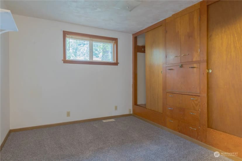 Property photo for 3212 Rocky Point Road Nw, Bremerton photo 21
