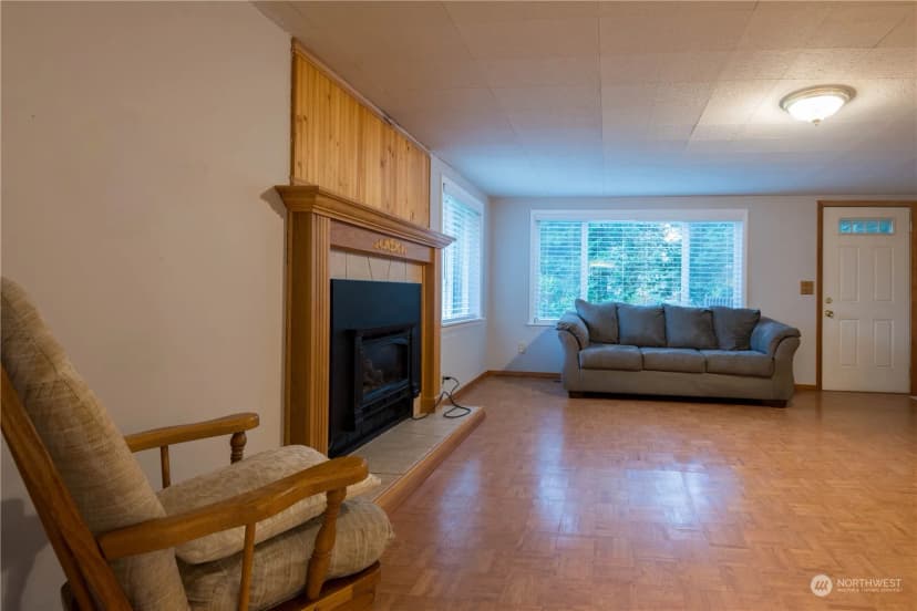 Property photo for 3212 Rocky Point Road Nw, Bremerton photo 14