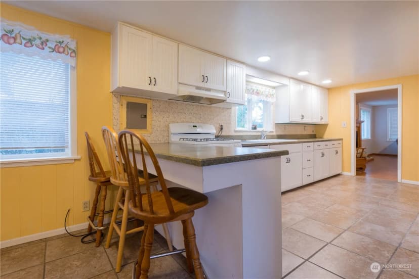 Property photo for 3212 Rocky Point Road Nw, Bremerton photo 8