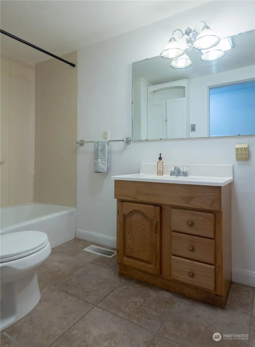 Property photo for 3212 Rocky Point Road Nw, Bremerton photo 22