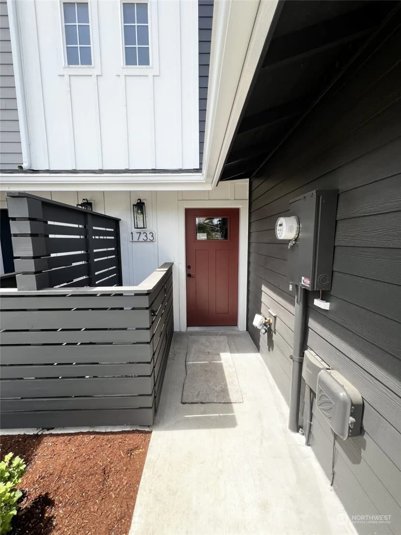 Property photo for 1733 Sunup Loop, Bellingham