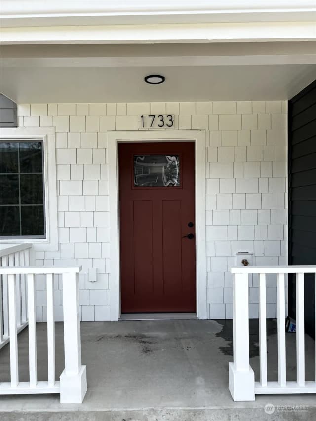 Property photo for 1733 Sunup Loop, Bellingham photo 2