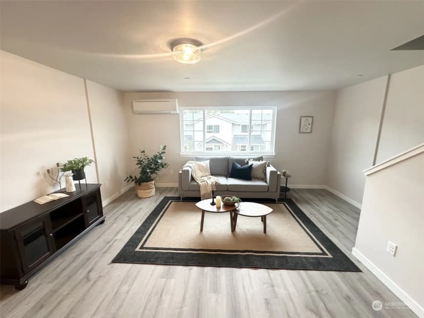 Property photo for 1733 Sunup Loop, Bellingham photo 9