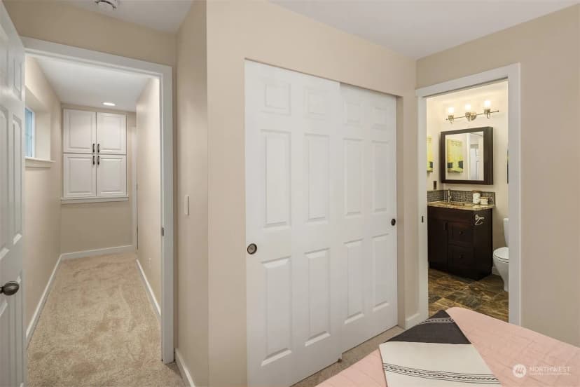 Property photo for 8523 Midvale Avenue N #a, Seattle photo 14
