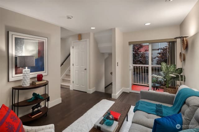Property photo for 8523 Midvale Avenue N #a, Seattle photo 5