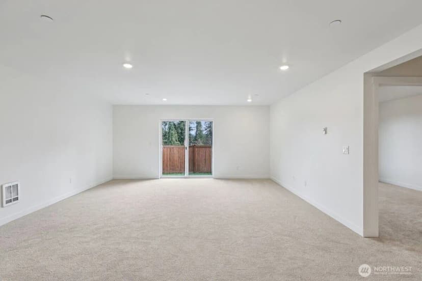 Property photo for 1447 121st Avenue Se #9, Lake Stevens photo 8