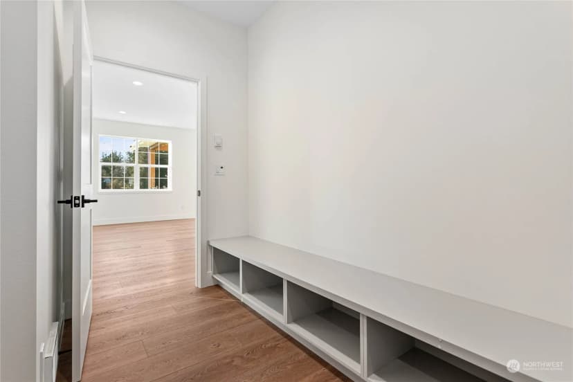 Property photo for 2015 Monteview Court, Lynden photo 33