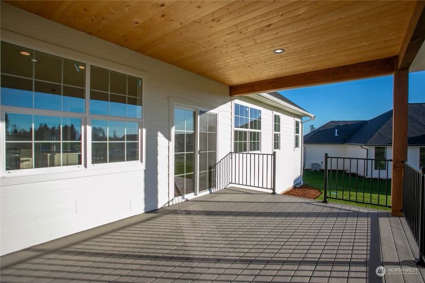 Property photo for 2015 Monteview Court, Lynden photo 35