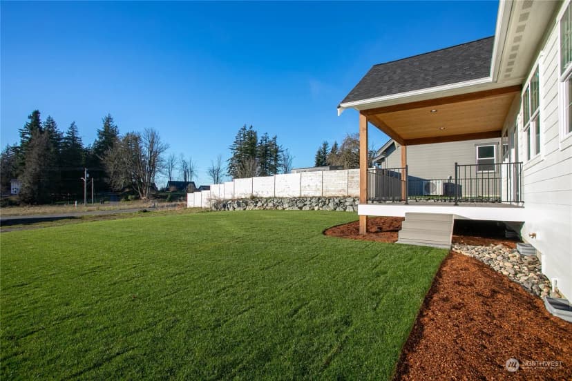 Property photo for 2015 Monteview Court, Lynden photo 40