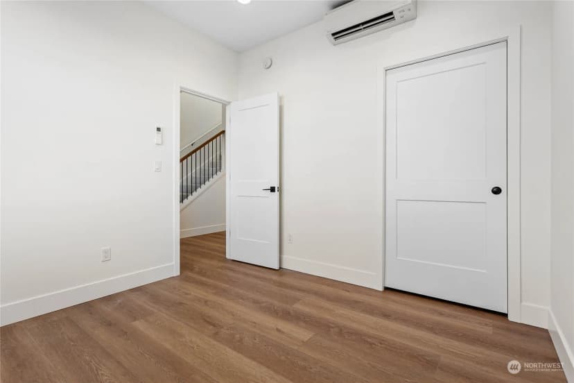 Property photo for 2015 Monteview Court, Lynden photo 20