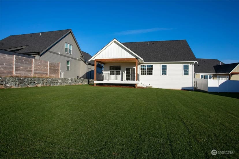 Property photo for 2015 Monteview Court, Lynden photo 38