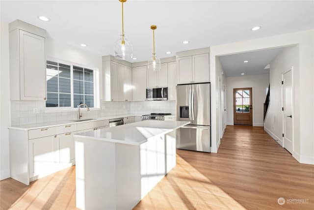 Property photo for 2015 Monteview Court, Lynden photo 5