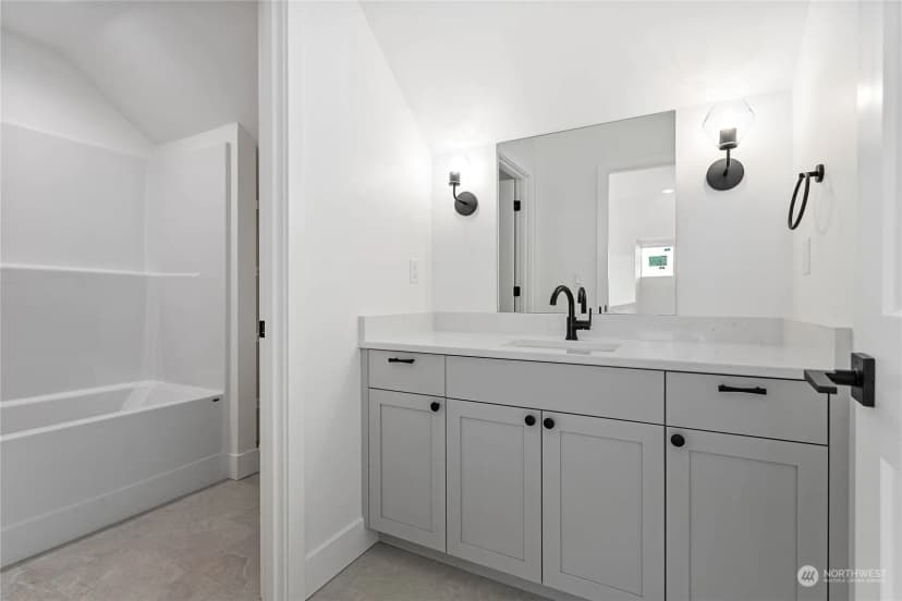 Property photo for 2015 Monteview Court, Lynden photo 27