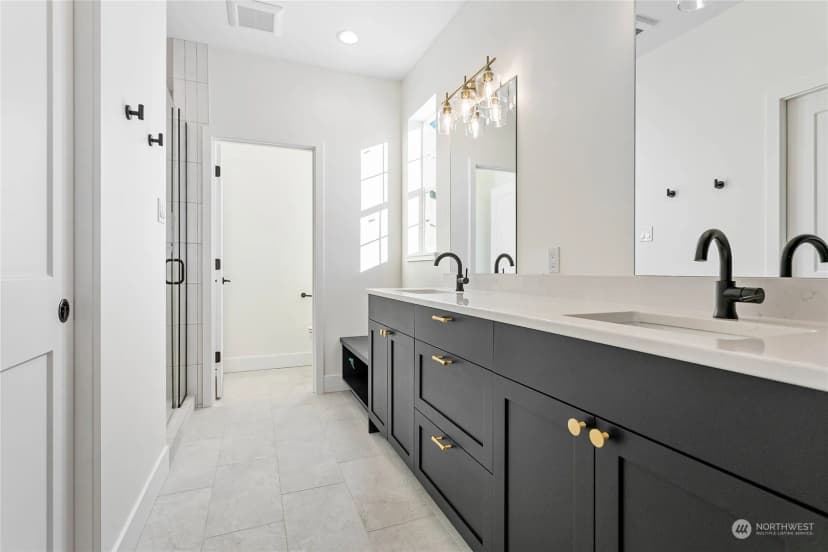 Property photo for 2015 Monteview Court, Lynden photo 16