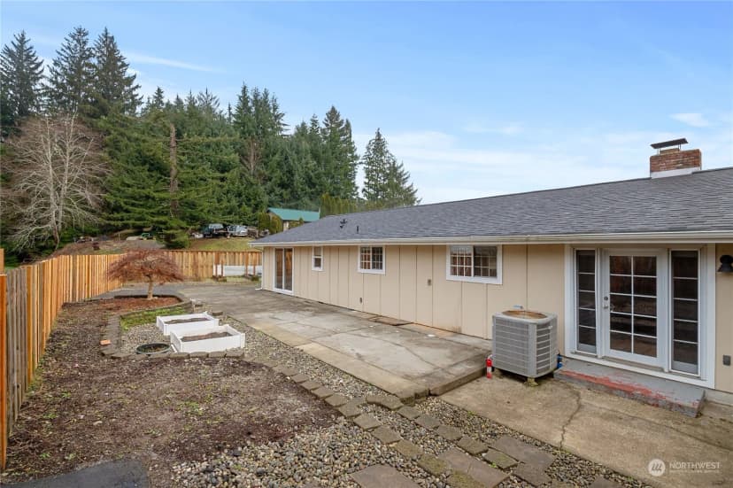 Property photo for 921 Val Vista Drive, Montesano photo 28