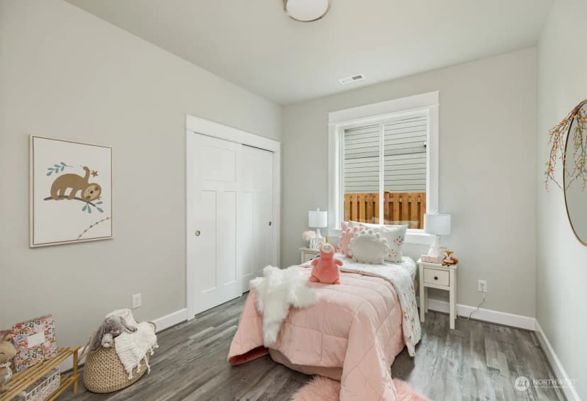 Property photo for 10516 Interlaaken Drive Sw, Lakewood photo 17