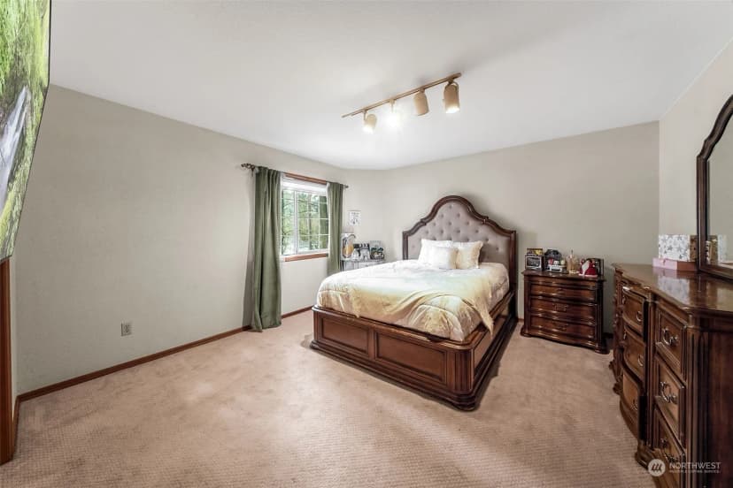 Property photo for 11215 Madera Circle Sw, Lakewood photo 20