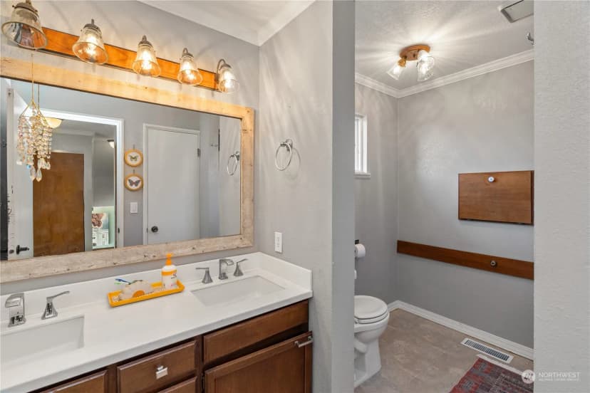 Property photo for 530 W Spruce Avenue, Montesano photo 15