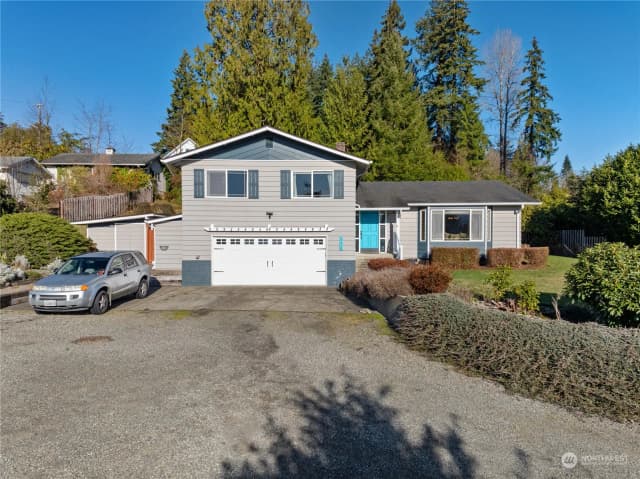 Property photo for 530 W Spruce Avenue, Montesano
