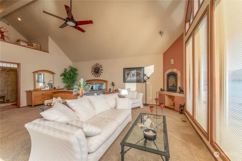 Property photo for 9578 S Lakeshore Road, Chelan photo 22