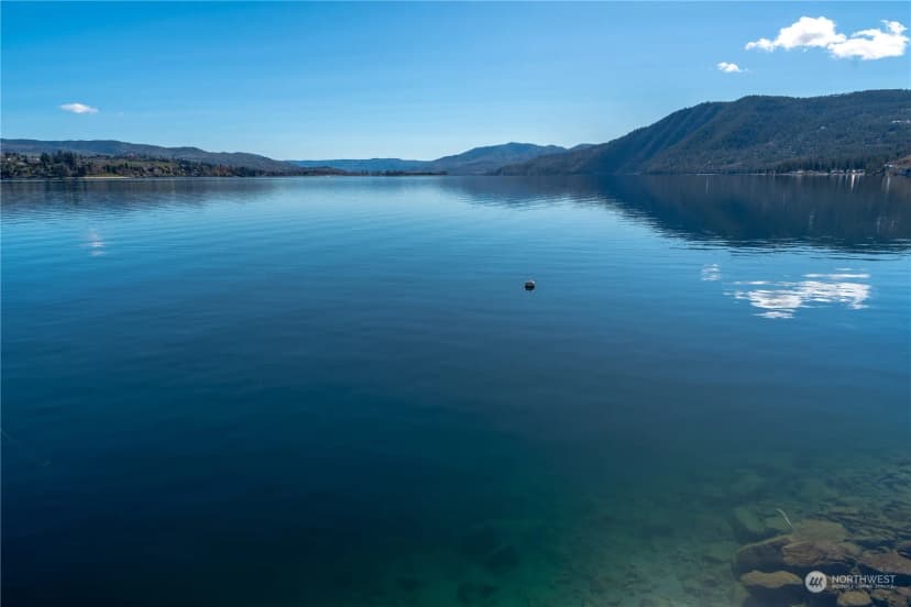 Property photo for 9578 S Lakeshore Road, Chelan photo 5
