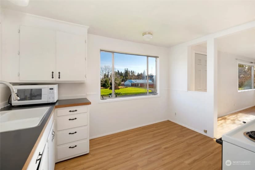 Property photo for 735 Harbor Street, Friday Harbor photo 10