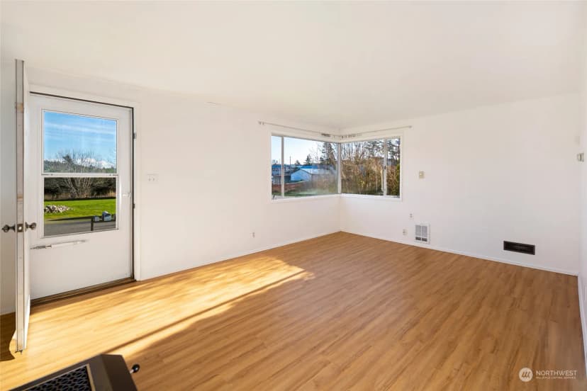 Property photo for 735 Harbor Street, Friday Harbor photo 7